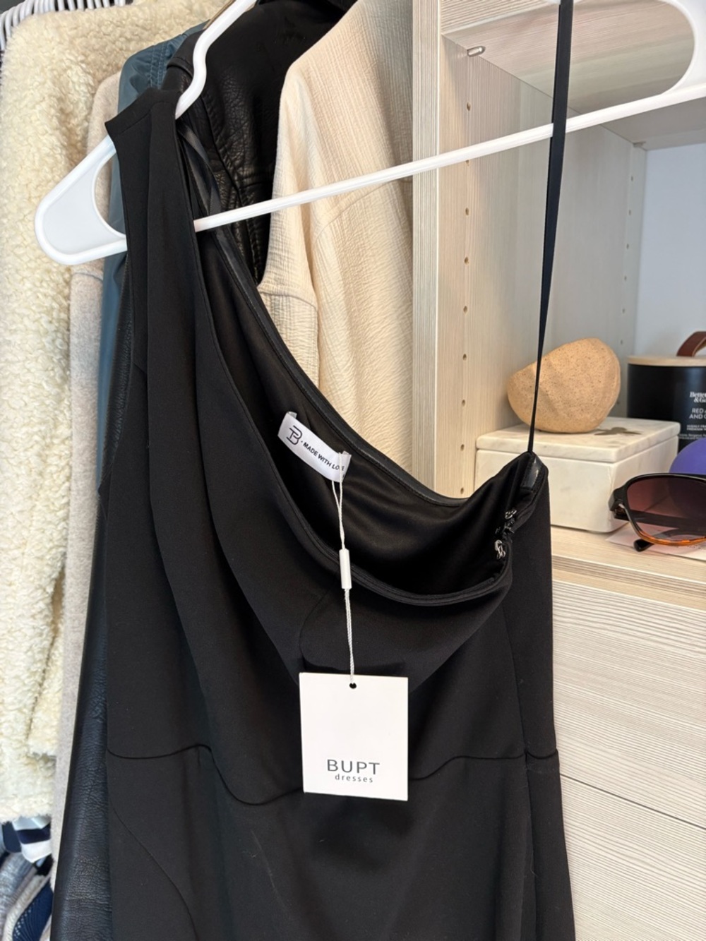 Women’s One-Shoulder Black Dress